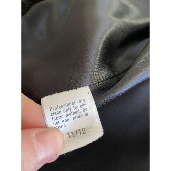 Vintage Womens Coat Faux Fur Mid Length Scalloped Edge Large Pocketed Black - Picture 10 of 10